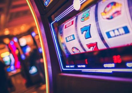 Explore Classic Reel Features Through เว็บคาสิโน for Slot Game Enthusiasts