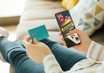 Online Casinos in UAE: Your Spending Limits Questions Answered